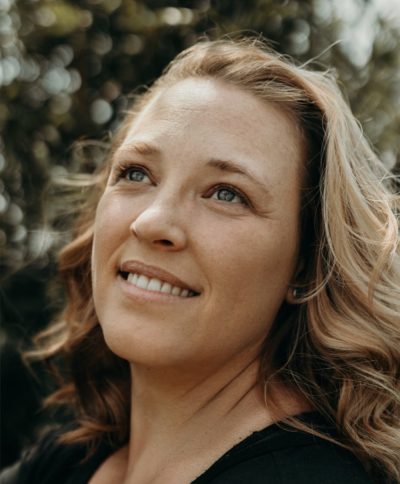 Jane GARDELLI COURT, art-thérapeute, psychanalyste & superviseur